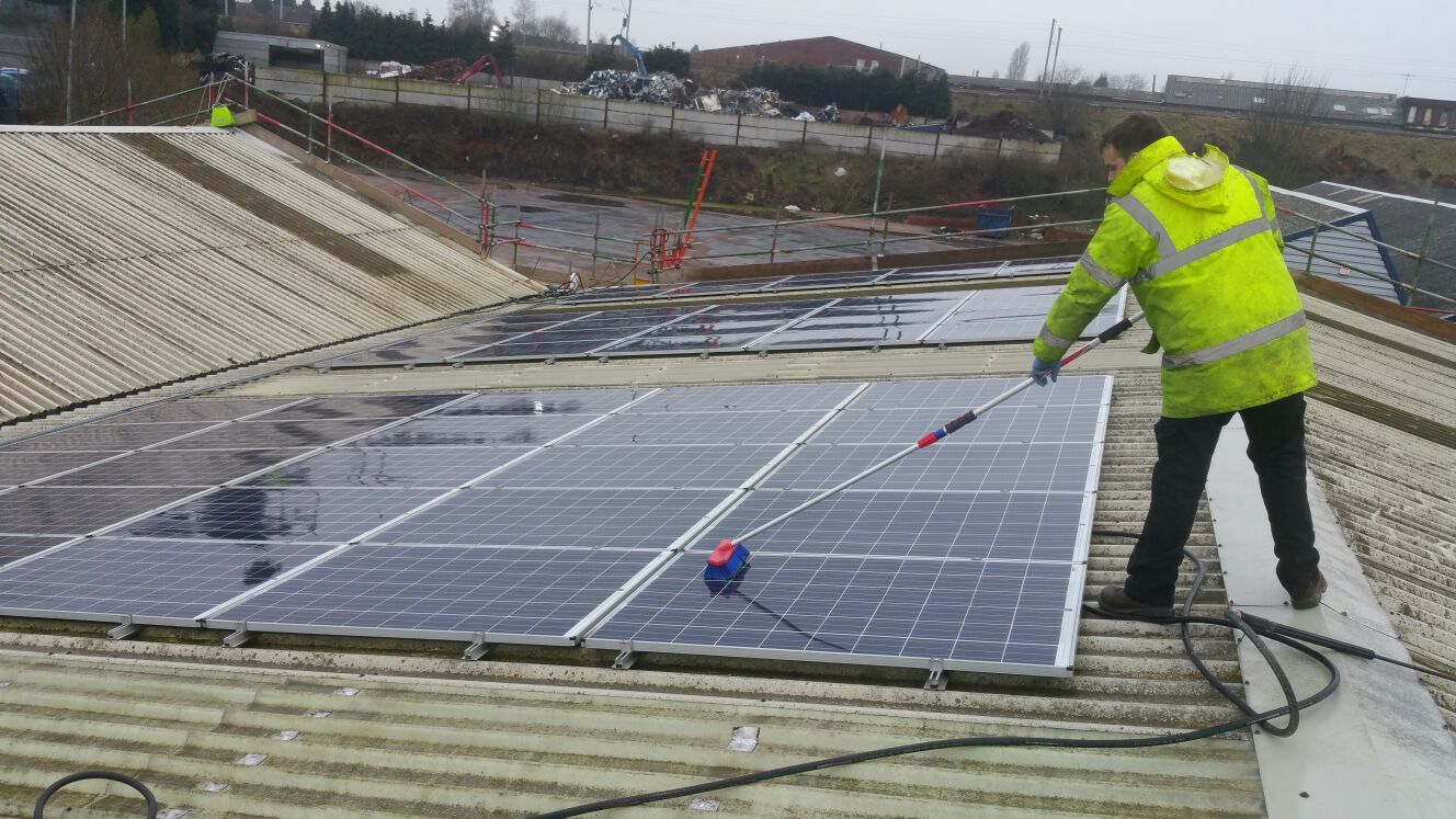solar panel cleaning service